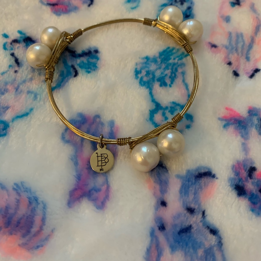 Bourbon & Bowties Pearl Bracelet